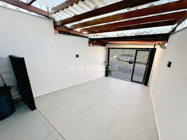 Sobrado 2 quartos e 1 banheiro, à venda, no bairro Jardim Ferreira em Sorocaba