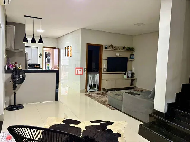 Sobrado com 270m² 4 quartos e 4 banheiros, à venda, no bairro Jardim Atlântico em Goiânia