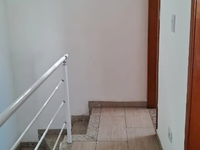 Sobrado 2 quartos e 3 banheiros, à venda, no bairro Jardim Santo Antônio em Santo André