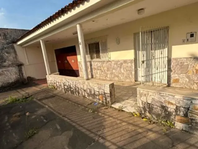 Sobrado com 300m² 4 quartos e 2 banheiros, à venda, no bairro Jardim Carioca em Campos dos Goytacazes