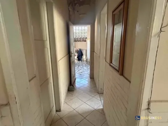Sobrado com 300m² 4 quartos e 2 banheiros, à venda, no bairro Jardim Carioca em Campos dos Goytacazes