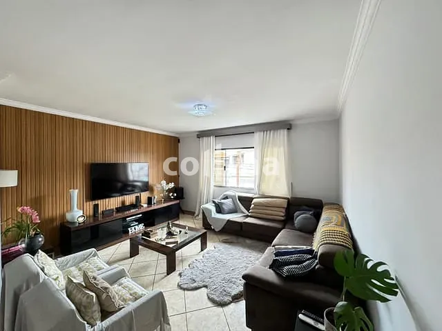 Sobrado com 198m² 4 quartos e 4 banheiros, à venda, no bairro Cipava em Osasco