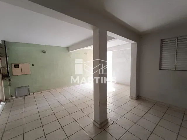 Sobrado com 140m² 3 quartos e 1 banheiro, à venda, no bairro Jardim Macedônia em São Paulo
