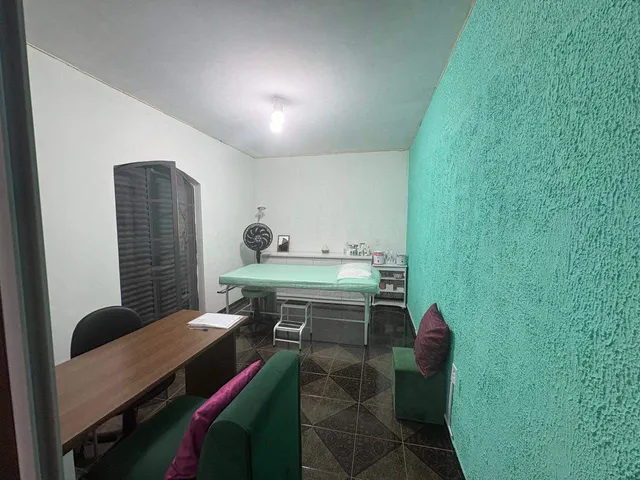 Sobrado com 250m² 3 quartos e 2 banheiros, à venda, no bairro Parque Valença I em Campinas