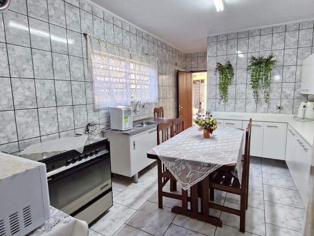 Foto do Sobrado - Sobrado para venda em Jardim Bom Refúgio com 2 quartos, 124m² | Lares e Andares Imóveis