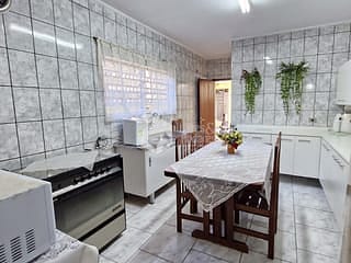 Foto do Sobrado-Sobrado para venda em Jardim Bom Refúgio com 2 quartos, 124m²
