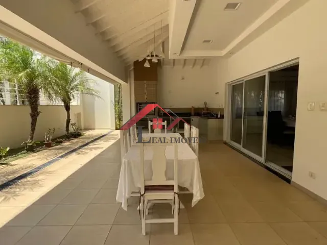 Sobrado com 600m² 4 quartos e 5 banheiros, à venda, no bairro Jardim Theodora em Itu