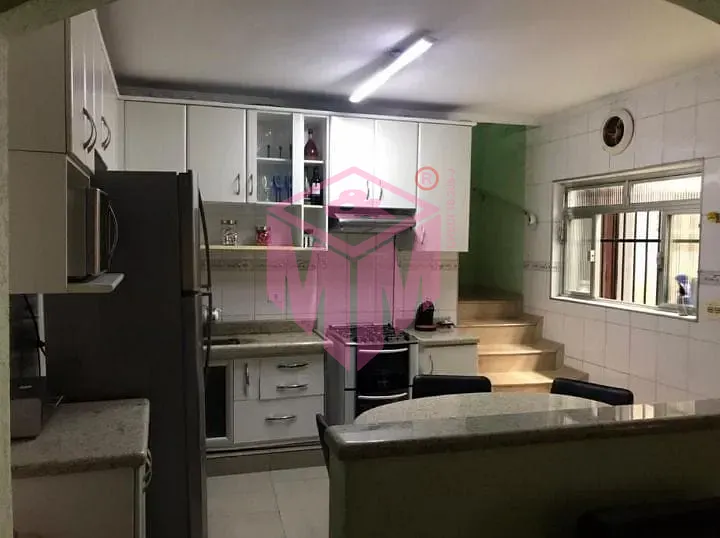 Sobrado, 3 quartos, 218 m² - Foto 4