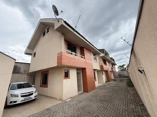 Sobrado com 100m² 3 quartos e 3 banheiros, à venda, no bairro Fanny em Curitiba
