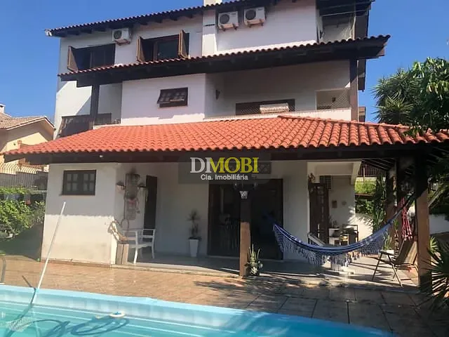 Sobrado com 690m² 3 quartos e 3 banheiros, à venda, no bairro Dom Feliciano em Gravataí