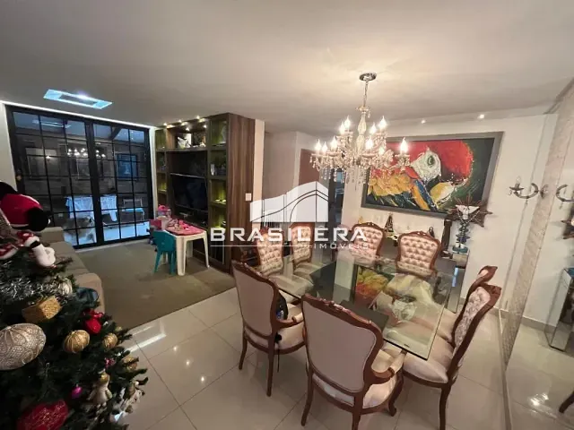 Sobrado com 276m² 3 quartos e 5 banheiros, à venda, no bairro Parque Amazônia em Goiânia
