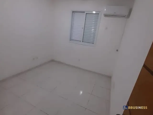 Sobrado com 110m² 3 quartos e 4 banheiros, à venda, no bairro José Menino em Santos