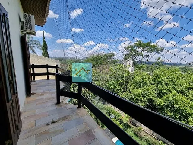 Sobrado com 456m² 4 quartos e 4 banheiros, à venda, no bairro Urbanova em São José dos Campos
