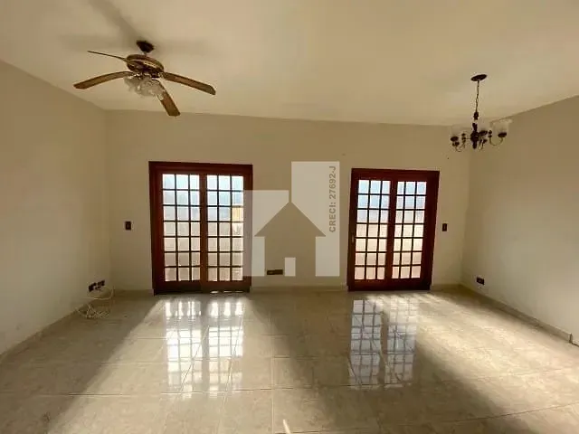 Sobrado com 264m² 4 quartos e 3 banheiros, à venda, no bairro Jardim da Fonte em Jundiaí