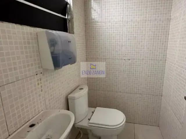 Sobrado com 288m² 9 quartos e 4 banheiros, à venda ou para alugar, no bairro Jardim do Mar em São Bernardo do Campo