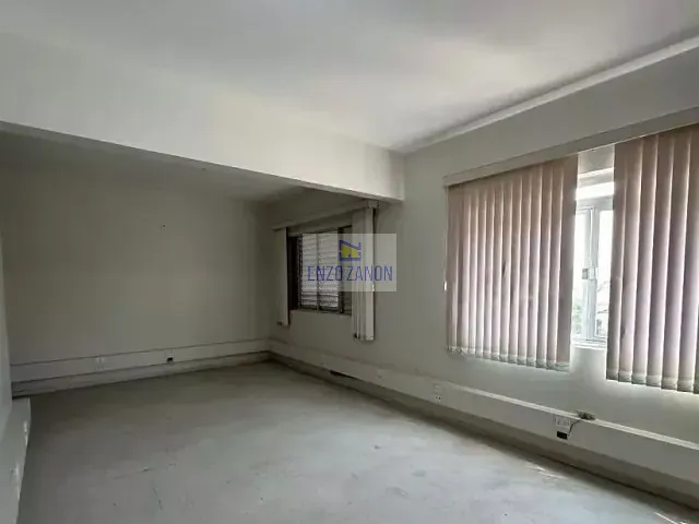 Sobrado com 288m² 9 quartos e 4 banheiros, à venda ou para alugar, no bairro Jardim do Mar em São Bernardo do Campo