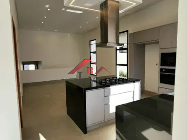 Sobrado com 300m² 3 quartos e 1 banheiro, à venda, no bairro Loteamento Ilha de Capri em Salto