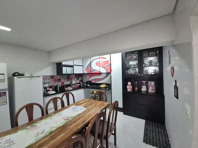 Sobrado com 200m² 2 quartos e 3 banheiros, à venda, no bairro Vila Tolstoi em São Paulo