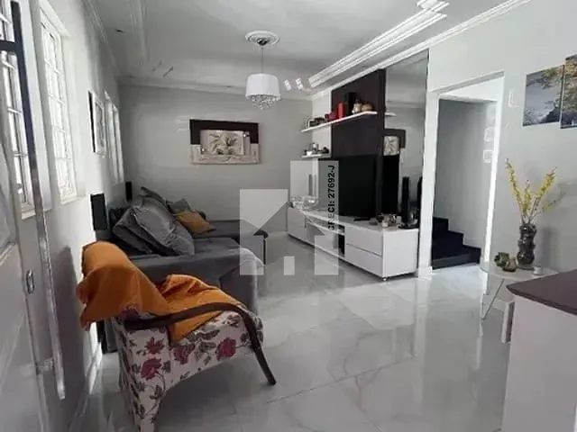 Sobrado com 160m² 3 quartos e 2 banheiros, à venda, no bairro Jardim Sarapiranga em Jundiaí