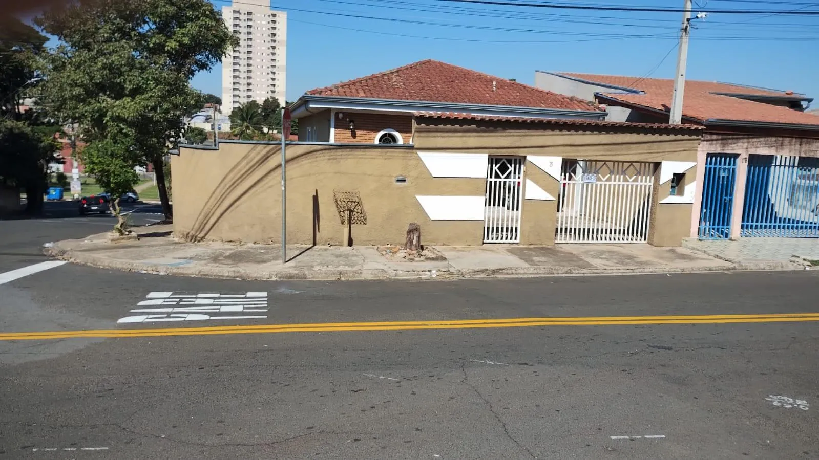 Sobrado, 3 quartos, 283 m² - Foto 1