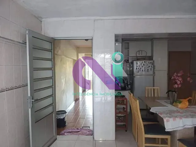 Sobrado com 125m² 2 quartos e 2 banheiros, à venda, no bairro Cidade das Flores em Osasco