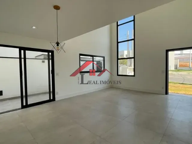 Sobrado com 300m² 3 quartos e 5 banheiros, à venda, no bairro Residencial Central Parque em Salto