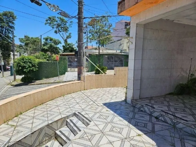Sobrado 2 quartos e 3 banheiros, à venda, no bairro Vila Scarpelli em Santo André