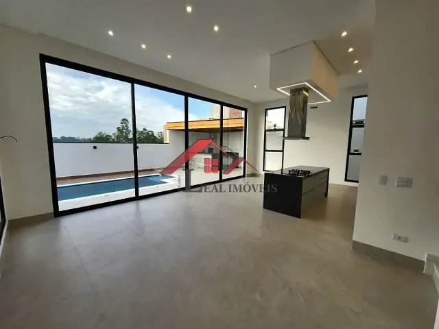 Sobrado com 301m² 3 quartos e 1 banheiro, à venda, no bairro Loteamento Ilha de Capri em Salto