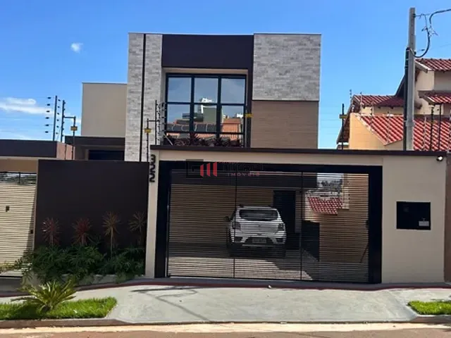 Sobrado com 226m² 3 quartos e 4 banheiros, à venda, no bairro Universitário em Londrina
