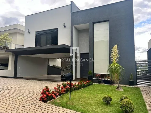 Sobrado com 448m² 4 quartos e 6 banheiros, à venda, no bairro Condomínio Residencial Fazenda Santa Helena em Bragança Paulista