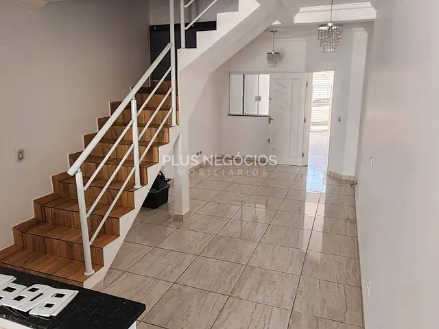 Sobrado com 79m² 2 quartos e 2 banheiros, à venda, no bairro Jardim Itália em Sorocaba