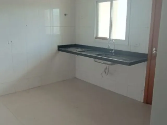 Sobrado 3 quartos e 3 banheiros, à venda, no bairro Jardim do Estádio em Santo André
