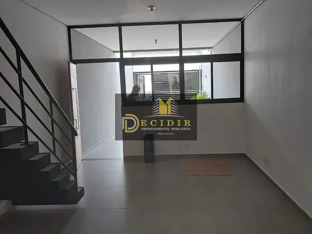 Sobrado com 130m² 3 quartos e 5 banheiros, para alugar, no bairro Vila Gomes Cardim em São Paulo