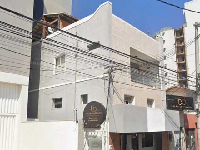 Sobrado com 110m², para alugar, no bairro Centro em Campos dos Goytacazes