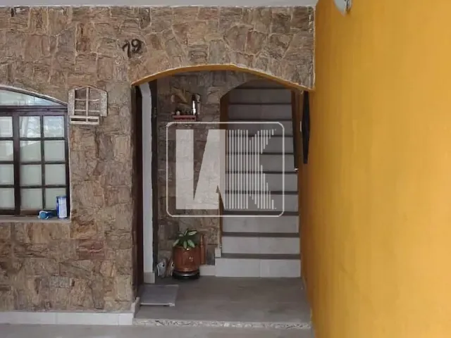 Sobrado com 230m² 3 quartos e 2 banheiros, à venda, no bairro Vila Palmares em Santo André