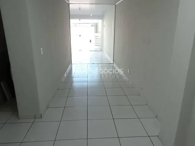 Sobrado com 98m² 3 quartos e 3 banheiros, à venda, no bairro Vila Santa Rita em Sorocaba
