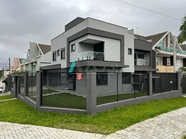 Sobrado 3 quartos e 4 banheiros, à venda, no bairro Atuba em Curitiba