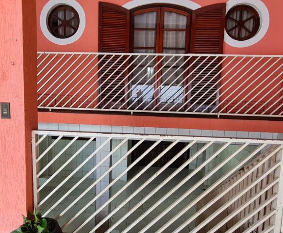 Foto do Sobrado - Excelente Sobrado à Venda com 2 Dormitórios, Espaço Gourmet - no Jardim Tulipas, Jundiaí, SP | Copette Imóveis