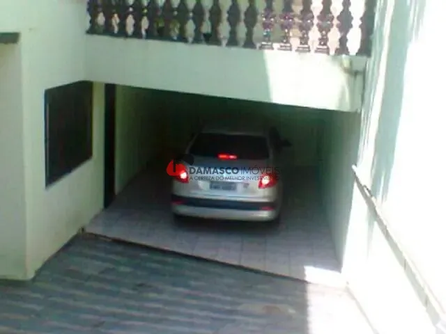 Sobrado com 307m² 3 quartos e 4 banheiros, à venda, no bairro Parque Gerassi em Santo André