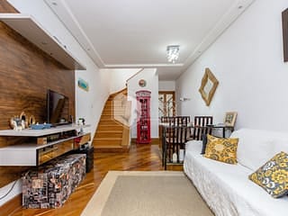 Foto do Sobrado-Sobrado para venda em Jardim Aeroporto com 4 quartos, sendo 4 suítes, 131m²
