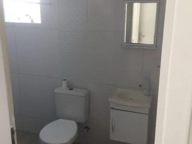 Sobrado com 75m² 2 quartos e 1 banheiro, à venda, no bairro Ingleses do Rio Vermelho em Florianópolis