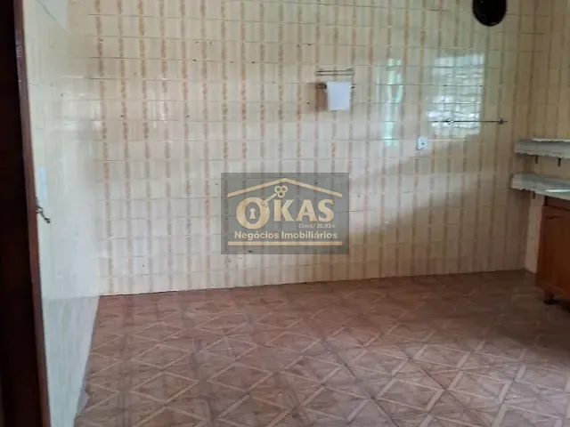 Sobrado com 287m² 3 quartos e 1 banheiro, à venda, no bairro Vila Amorim em Suzano