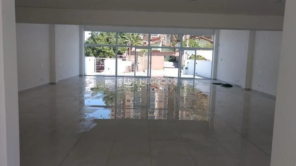 Sobrado, 1 quarto, 600 m² - Foto 3