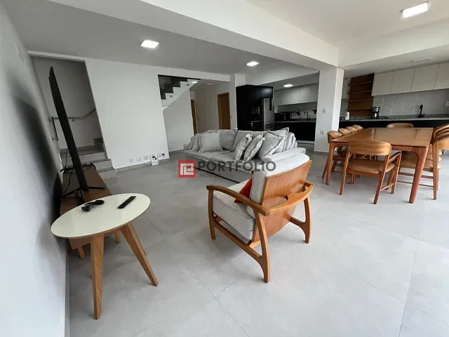 Sobrado com 253m² 4 quartos e 4 banheiros, à venda, no bairro Residencial Jardins Lyon em Aparecida de Goiânia