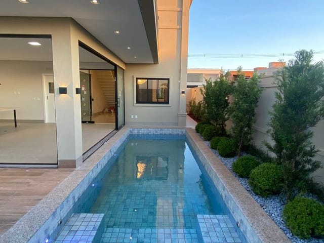 Foto do Sobrado - Lindo Sobrado à venda no Alphaville 3: 290 m² de área construída com 3 dormitórios, sendo 1 suíte, Parque dos Novos Estados, Campo Grande, MS | Romeu Imóveis