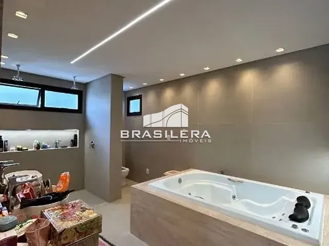 Sobrado com 731m² 4 quartos e 6 banheiros, à venda, no bairro Jardins Lisboa em Goiânia