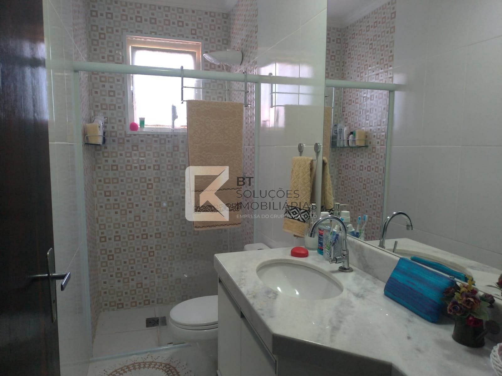Sobrado, 2 quartos, 252 m² - Foto 11