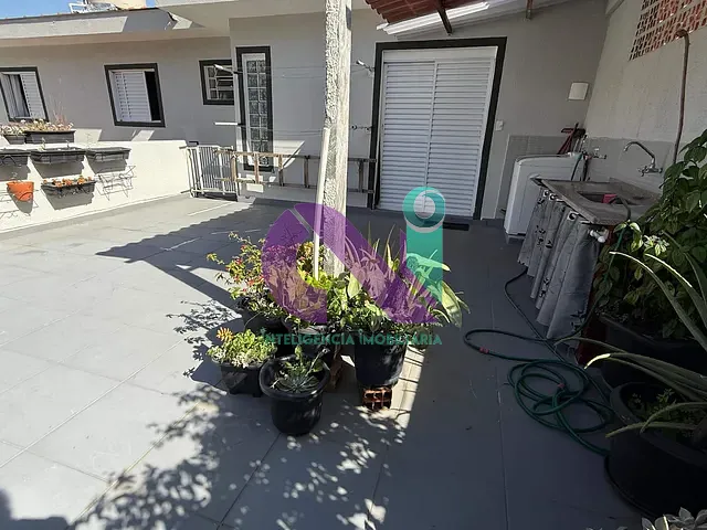 Sobrado com 132m² 3 quartos e 2 banheiros, à venda, no bairro Cipava em Osasco