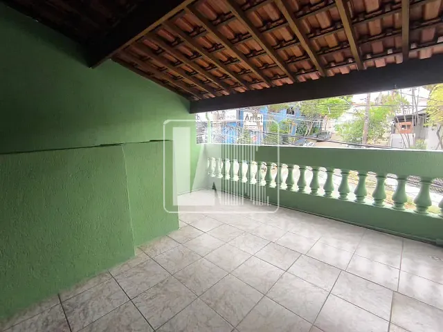 Sobrado com 56m² 3 quartos e 2 banheiros, para alugar, no bairro Vila Palmares em Santo André