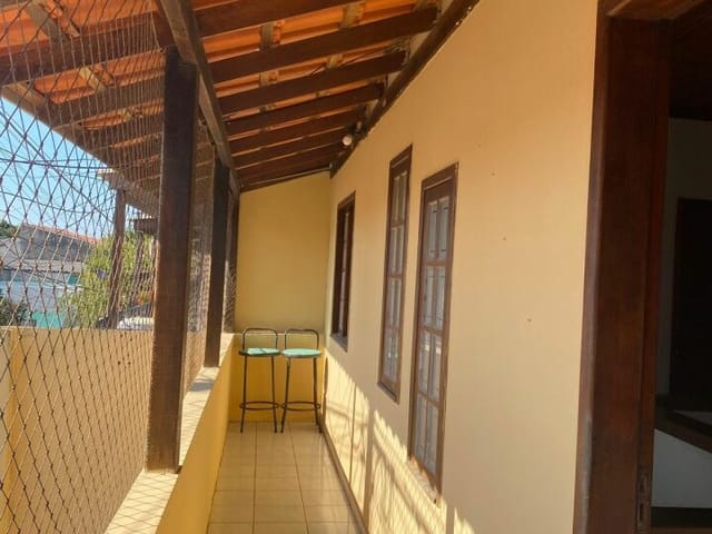 Sobrado com 200m² 3 quartos e 2 banheiros, à venda, no bairro Ingleses do Rio Vermelho em Florianópolis